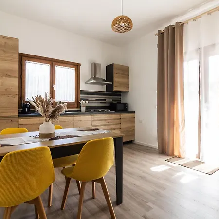 La Dimora Di Luna Apartment *