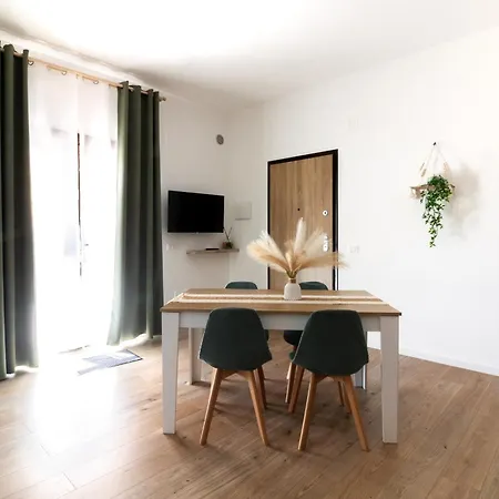 Apartment La Dimora Di Luna